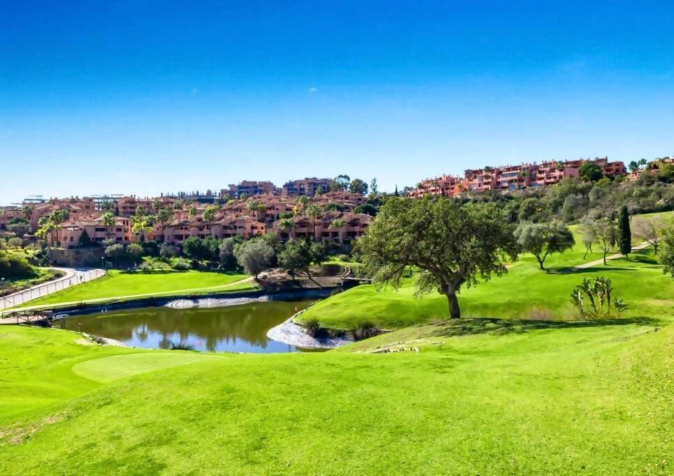 El Mirador Del Golf Marbella 3 Bedroom Apartment Охен Экстерьер фото